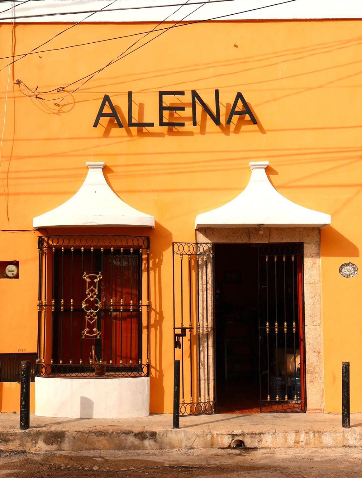 Alena Hostal Valladolid  Eksteriør billede